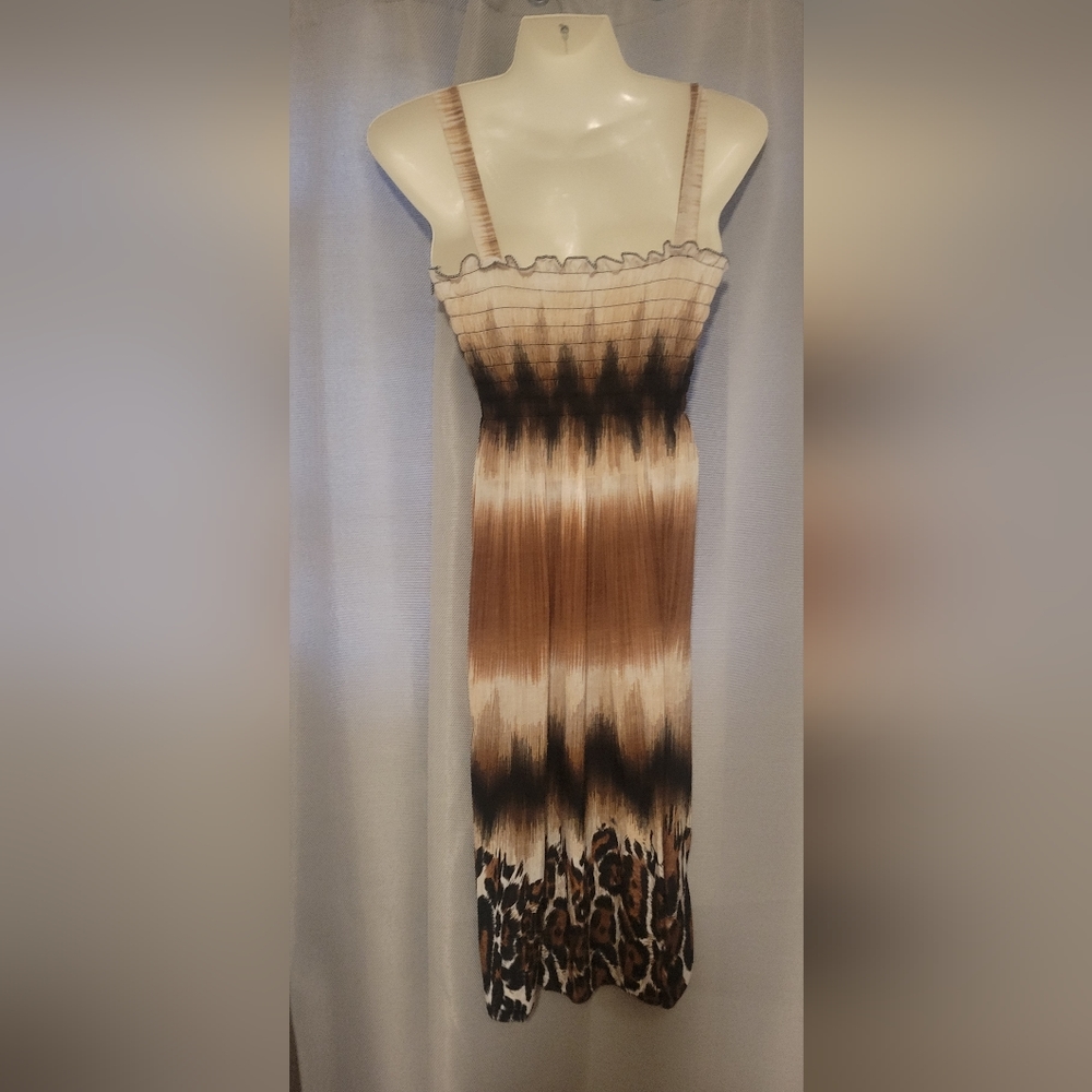 Dress - Picture 2 of 2